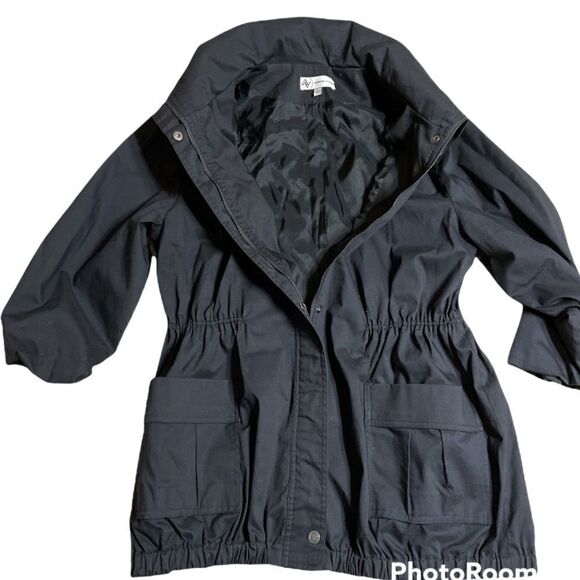 Lightweight 3/4 sleeve Adrienne Vittadini Coat - Picture 4 of 9